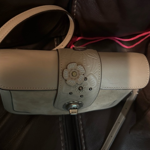 Coach Tea Rose crossbody purse